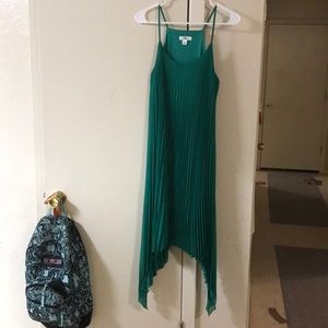 Cute flattering green dress